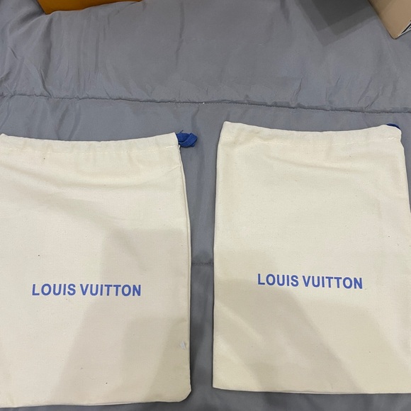 Louis Vuitton LV Skates Sneakers - Picture 3 of 9